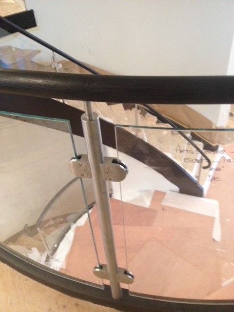 Curved glass rail system