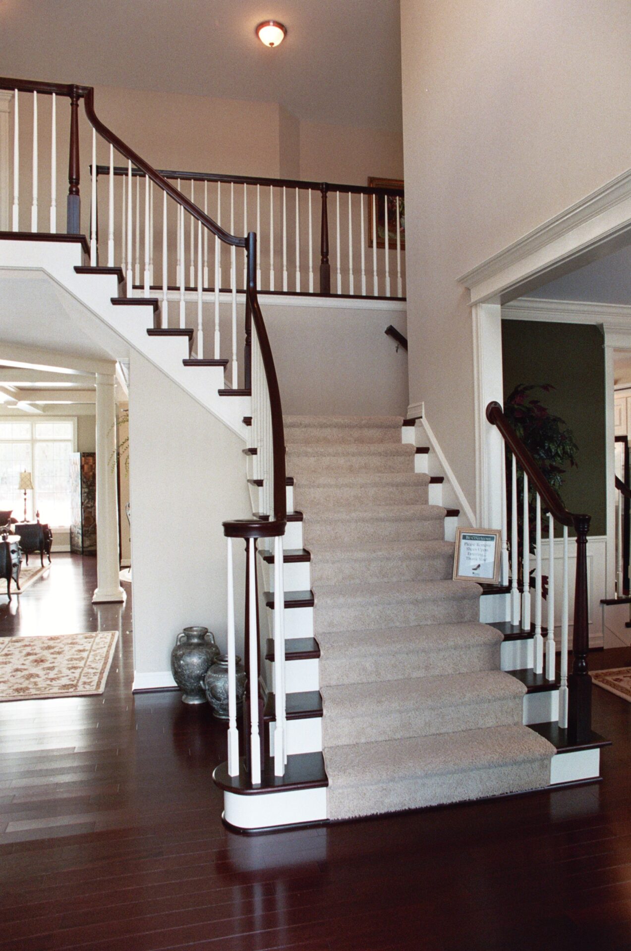 L Shaped Stair With Flare One - Staircase Inc