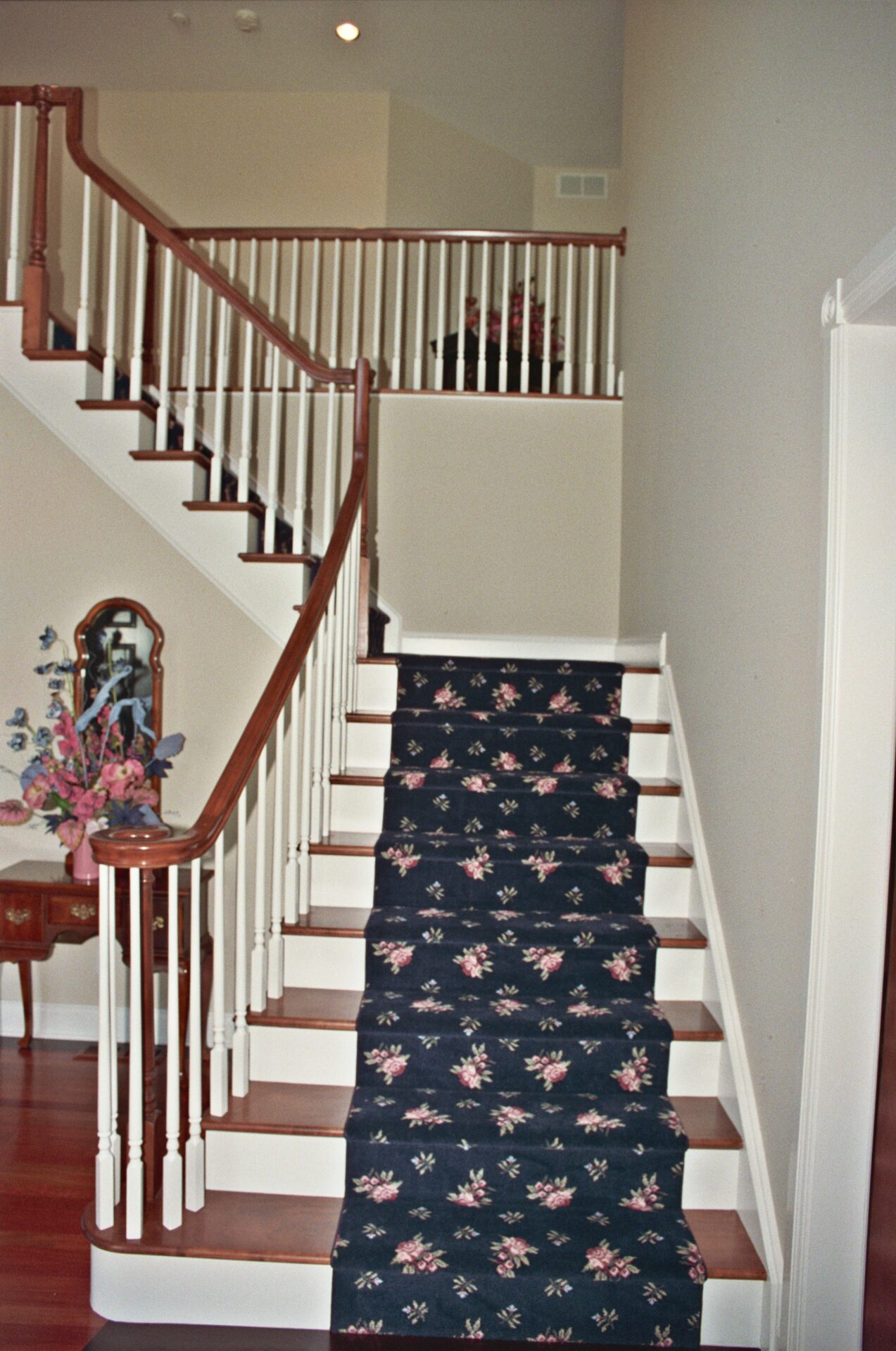 Traditional L Shaped Stair